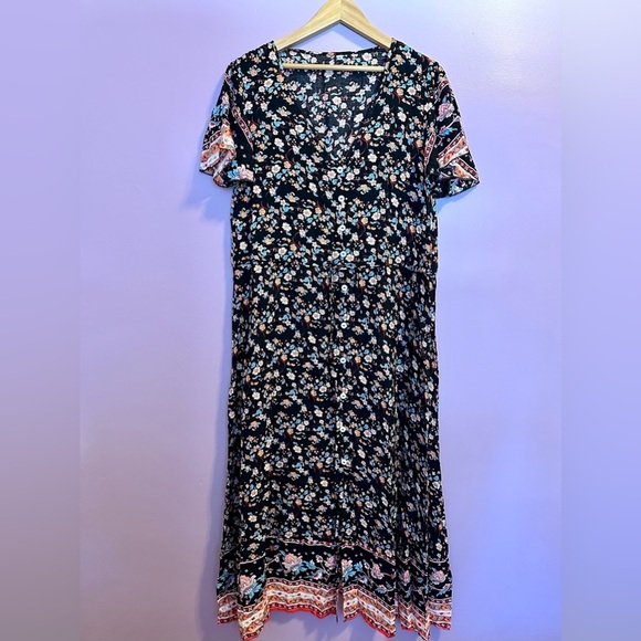 Dresses & Skirts - Floral V-Neck Tie Waist Maxi Short Sleeve Button Down Maxi Dress XL
